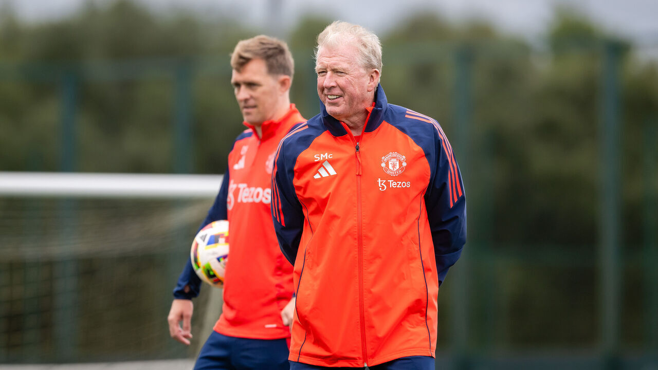 MANCHESTER, ENGLAND - JULY 22: First Team Coach Steve McClaren of Manchester United in action during a pre-season training session at Carrington Training Ground on July 22, 2024 in Manchester, England.