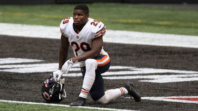 ATLANTA, GA - SEPTEMBER 27: Tarik Cohen #29 of the Chicago Bears on the field during warm ups prior to an NFL football game against the Atlanta Falcons at Mercedes-Benz Stadium on September 27, 2020 in Atlanta, Georgia.