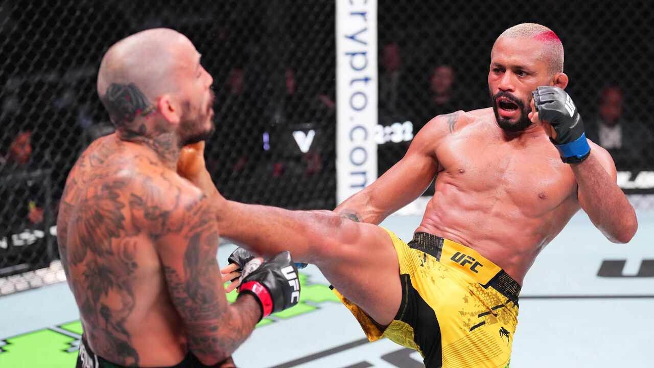 ABU DHABI, UNITED ARAB EMIRATES - AUGUST 03: (R-L) Deiveson Figueiredo of Brazil kicks Marlon Vera of Ecuador in a bantamweight fight during the UFC Fight Night event at Etihad Arena on August 03, 2024 in Abu Dhabi, United Arab Emirates.