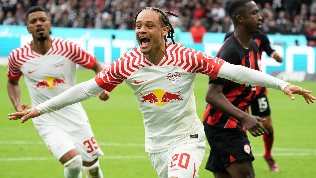 FRANKFURT AM MAIN, GERMANY - MAY 18: Xavi Simons of RB Leipzig celebrates during the Bundesliga match between Eintracht Frankfurt and RB Leipzig at Deutsche Bank Park on May 18, 2024 in Frankfurt am Main, Germany.