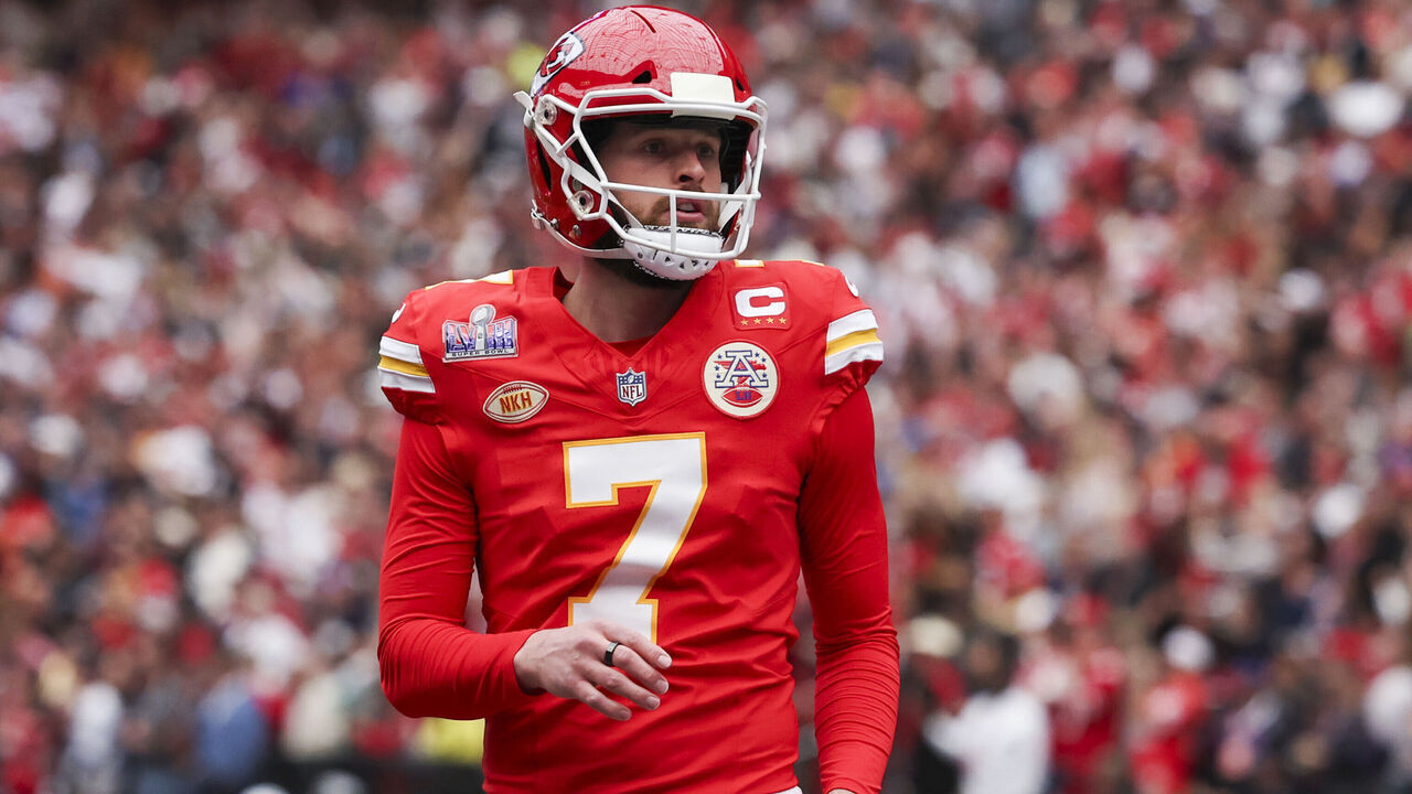 LAS VEGAS, NV - FEBRUARY 11: Harrison Butker #7 of the Kansas City Chiefs warms up prior to Super Bowl LVIII against the San Francisco 49ers at Allegiant Stadium on February 11, 2024 in Las Vegas, NV.