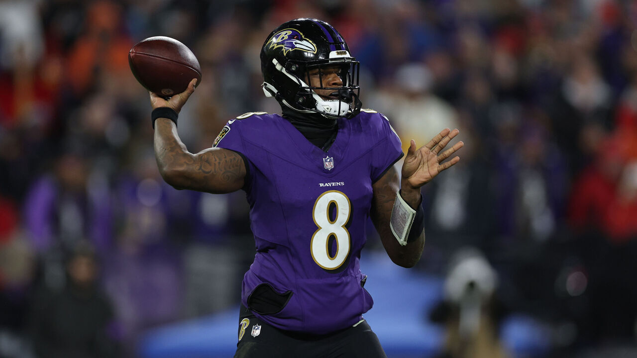 BALTIMORE, MARYLAND - JANUARY 28: Lamar Jackson #8 of the Baltimore Ravens throws a pass against the Kansas City Chiefs during the fourth quarter in the AFC Championship Game at M&T Bank Stadium on January 28, 2024 in Baltimore, Maryland.