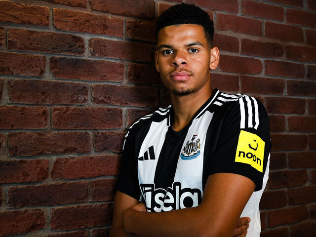 NEWCASTLE UPON TYNE, ENGLAND - AUGUST 07: In this image released on August 08, 2024, William Osula poses for photographs after signing for Newcastle United at the Newcastle United Training Centre on August 07, 2024 in Newcastle upon Tyne, England.