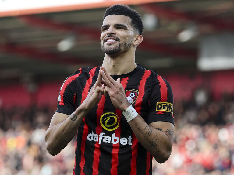 Report: Tottenham strike £65M deal for Bournemouth's Solanke Report: Tottenham strike £65M deal for Bournemouth's Solanke