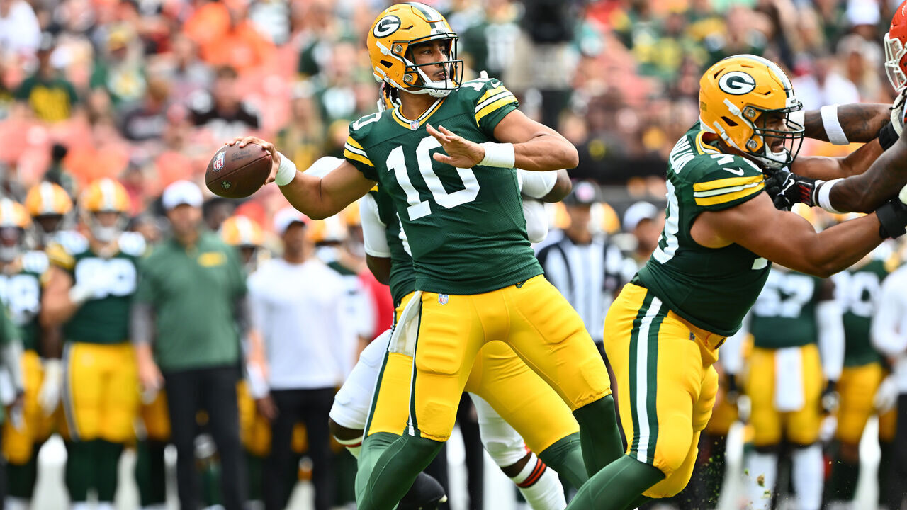 CLEVELAND, OHIO - AUGUST 10: Quarterback Jordan Love #10 of the Green Bay Packers passes during the first half against the Cleveland Browns at Cleveland Browns Stadium on August 10, 2024 in Cleveland, Ohio.