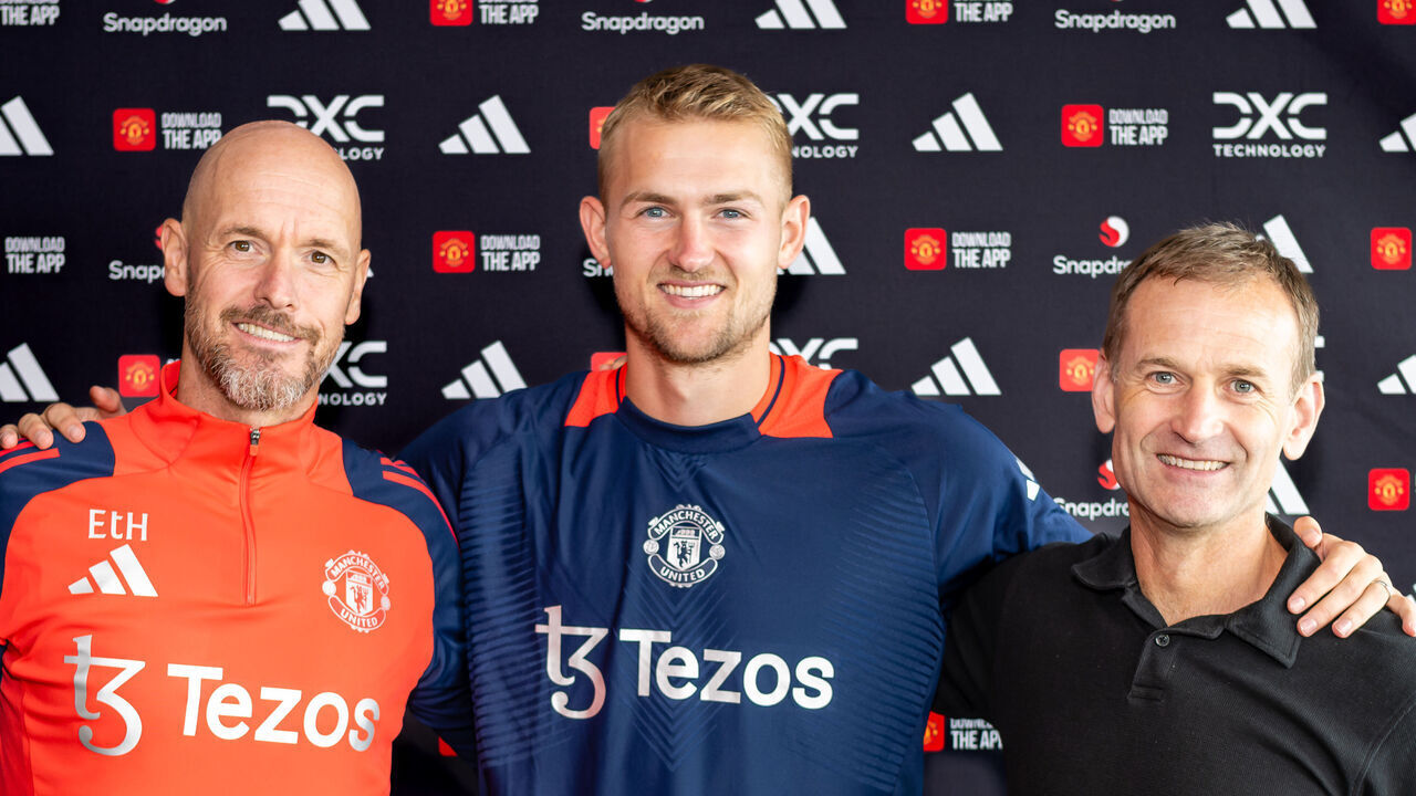 MANCHESTER, ENGLAND - AUGUST 13: (EXCLUSIVE COVERAGE) Matthijs de Ligt of Manchester United poses with Manager Erik ten Hag and Sporting Director Dan Ashworth after signing for the club at Carrington Training Ground on August 13, 2024 in Manchester, England.