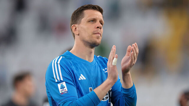 TURIN, ITALY - MAY 12: Wojciech Szczesny of Juventus applauds the fans following the final whistle of the Serie A TIM match between Juventus and US Salernitana - Serie A TIM at Allianz Stadium on May 12, 2024 in Turin, Italy.