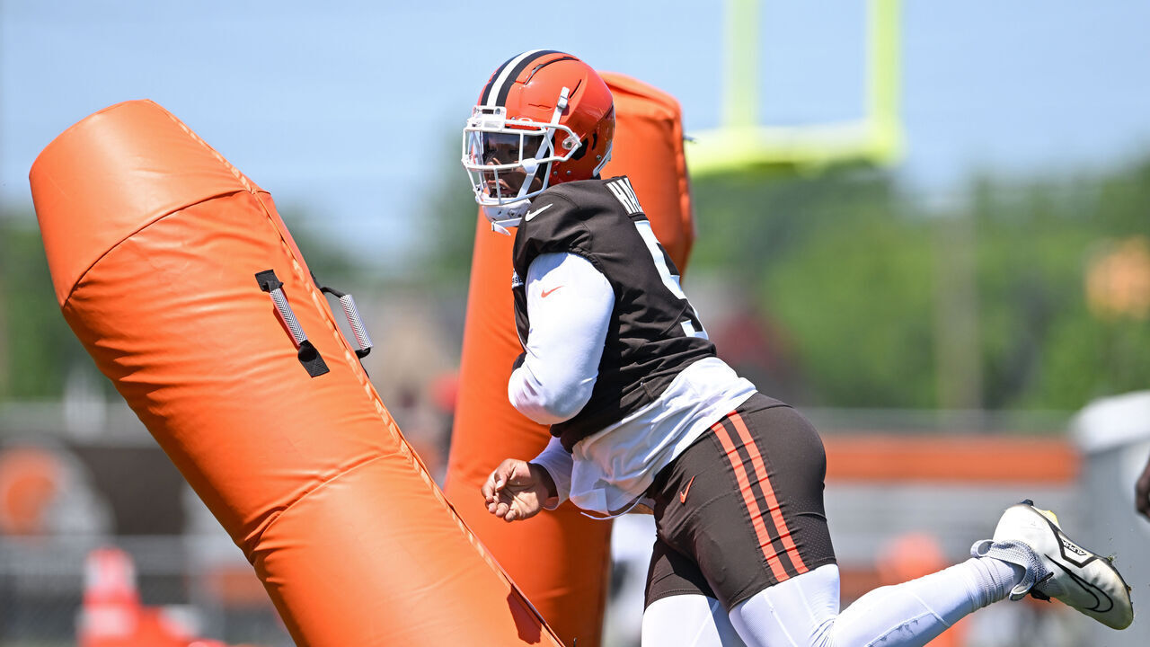 BEREA, OHIO - JUNE 12: Mike Hall Jr. #51 of the Cleveland Browns runs a drill during a mandatory minicamp workout at their CrossCountry Mortgage Campus on June 12, 2024 in Berea, Ohio.