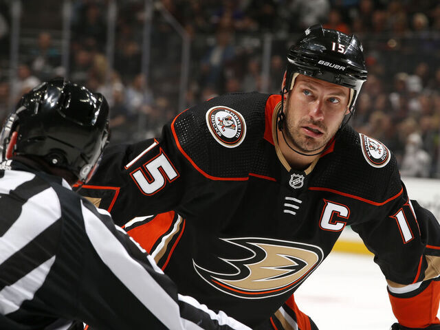 ANAHEIM, CA - APRIL 19: Ryan Getzlaf #15 of the Anaheim Ducks lines up for a face-off during the game against the Los Angeles Kings at Honda Center on April 19, 2022 in Anaheim, California.