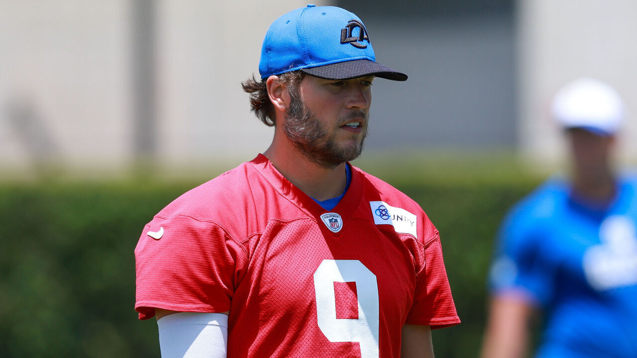 LOS ANGELES, CA - JULY 27: Los Angeles Rams quarterback Matthew Stafford (9) warms up during the Los Angeles Rams Training Camp on July 27, 2024, at Loyola Marymount University in Los Angeles, CA.