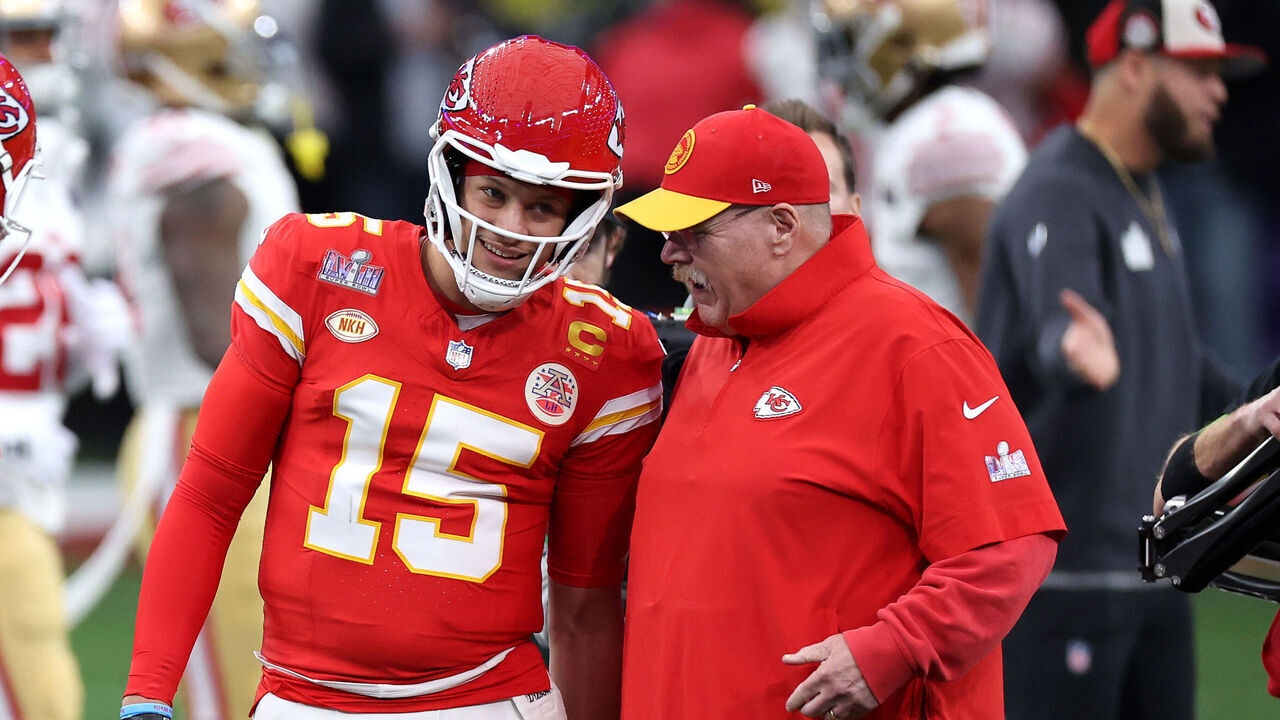 LAS VEGAS, NEVADA - FEBRUARY 11: Patrick Mahomes #15 of the Kansas City Chiefs talks with head coach Andy Reid before Super Bowl LVIII against the San Francisco 49ers at Allegiant Stadium on February 11, 2024 in Las Vegas, Nevada.