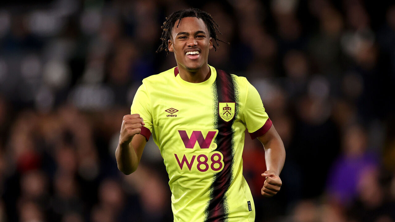 LONDON, ENGLAND - DECEMBER 23: Wilson Odobert of Burnley celebrates after scoring their team's first goal during the Premier League match between Fulham FC and Burnley FC at Craven Cottage on December 23, 2023 in London, England.