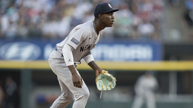CHICAGO, ILLINOIS - AUGUST 12: Jazz Chisholm of the New York Yankees plays third base in a game against the Chicago White Sox at Guaranteed Rate Field on August 12, 2024 in Chicago, Illinois.