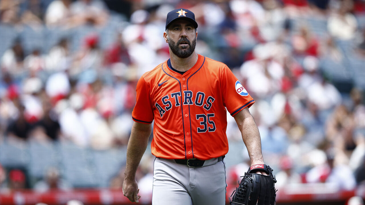 ANAHEIM, CALIFORNIA - JUNE 09: Justin Verlander #35 of the Houston Astros walks to the dugout after the third out against the Los Angeles Angels in the second inning at Angel Stadium of Anaheim on June 09, 2024 in Anaheim, California.