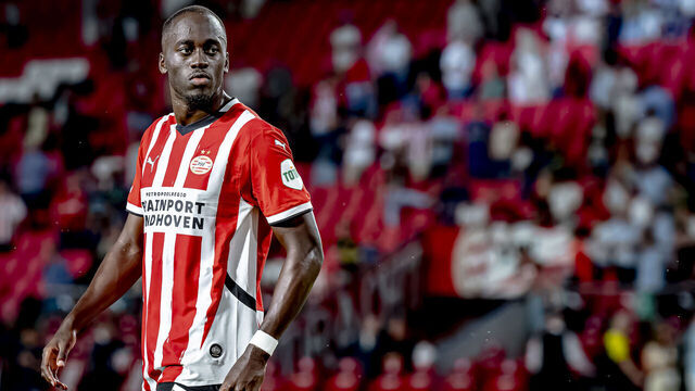 PSV player Jordan Teze is playing during the match PSV vs. RKC at the Philips Stadium for the Dutch Eredivisie 1st round season 2024-2025 in Eindhoven, Netherlands, on August 10, 2024.