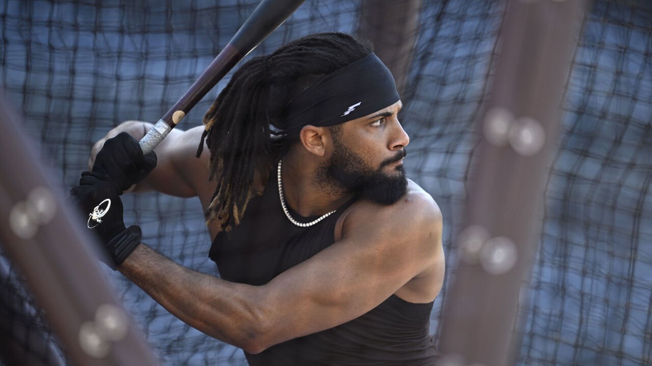 SAN DIEGO, CALIFORNIA - AUGUST 23: Fernando Tatis Jr. #23 of the San Diego Padres takes batting practice before the game against the New York Mets at Petco Park on August 23, 2024 in San Diego, California.