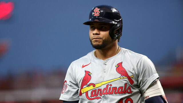 CINCINNATI, OHIO - AUGUST 12: Willson Contreras #40 of the St. Louis Cardinals walks back to the dugout during the game against the Cincinnati Reds at Great American Ball Park on August 12, 2024 in Cincinnati, Ohio. Cincinnati defeated St. Louis 6-1.