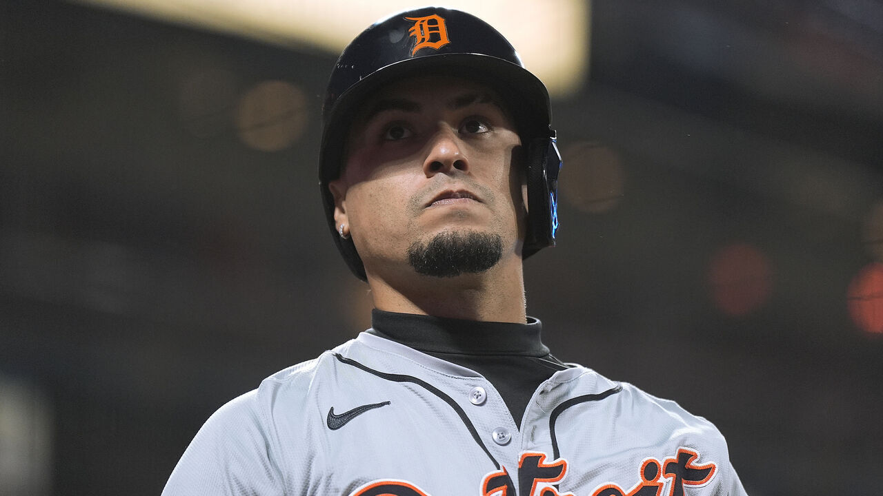 SAN FRANCISCO, CALIFORNIA - AUGUST 09: Javier Báez #28 of the Detroit Tigers looks on from the on-deck circle against the San Francisco Giants in the top of the six inning at Oracle Park on August 09, 2024 in San Francisco, California.