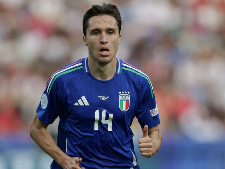 Chiesa excited for 'new adventure' amid reports of Liverpool move Chiesa excited for 'new adventure' amid reports of Liverpool move