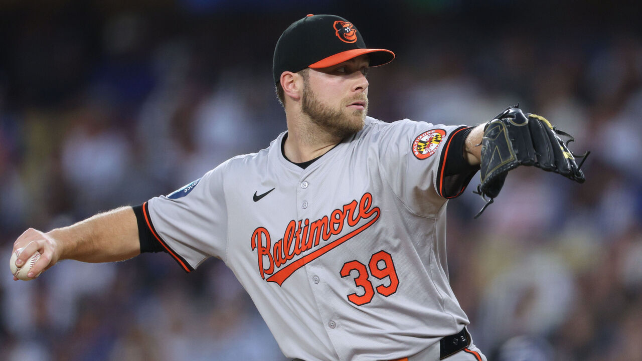 LOS ANGELES, CALIFORNIA - AUGUST 28: Corbin Burnes #39 of the Baltimore Orioles pitches against the Los Angeles Dodgers during the first inning at Dodger Stadium on August 28, 2024 in Los Angeles, California.
