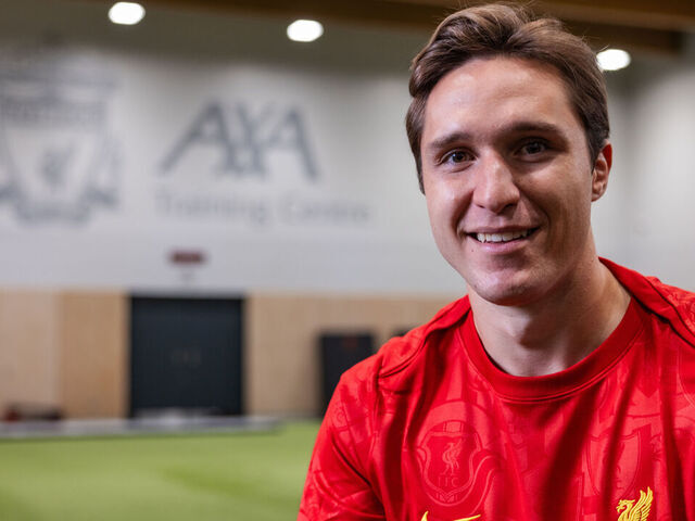 KIRKBY, ENGLAND - AUGUST 28: (THE SUN OUT, THE SUN ON SUNDAY OUT) Federico Chiesa new signing of Liverpool at AXA Training Centre on August 28, 2024 in Kirkby, England.