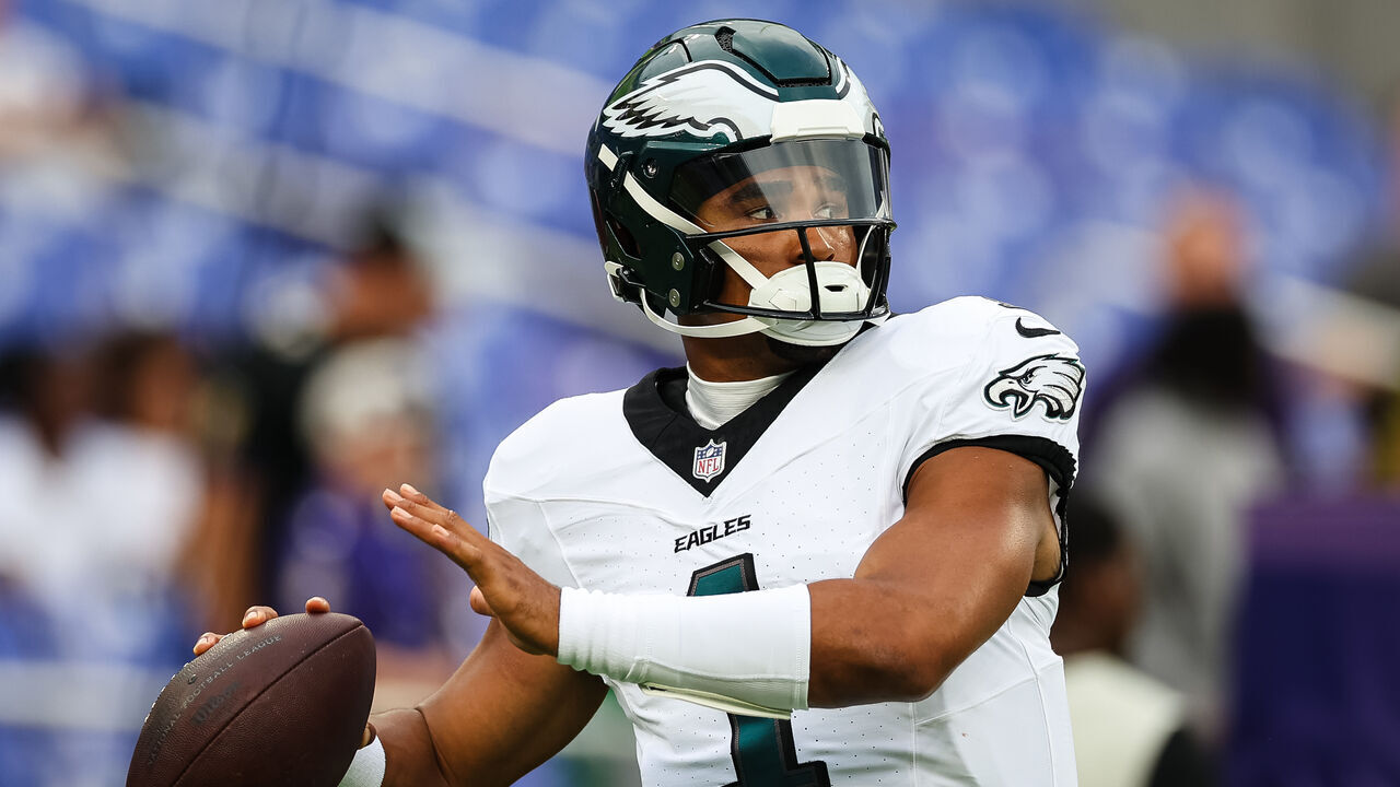 BALTIMORE, MD - AUGUST 09: Jalen Hurts #1 of the Philadelphia Eagles warms up before a preseason game against the Baltimore Ravens at M&T Bank Stadium on August 9, 2024 in Baltimore, Maryland.