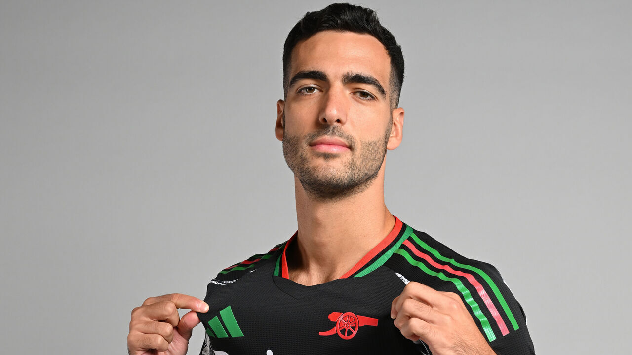 LONDON COLNEY, ENGLAND - AUGUST 27: Arsenal unveil new signing Mikel Merino at Sobha Realty Training Centre on August 27, 2024 in London Colney, England.