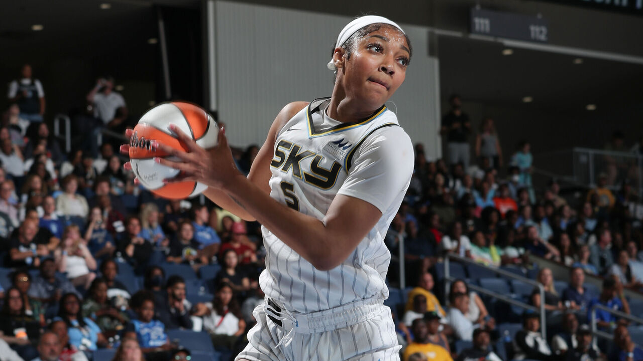 CHICAGO, IL- AUGUST 28: Angel Reese #5 of the Chicago Sky grabs the rebound during the game on August 28, 2024 at the Wintrust Arena in Chicago, IL. Mandatory Copyright Notice: Copyright 2024 NBAE