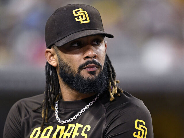 Padres star Tatis returns from IL after lengthy absence | theScore