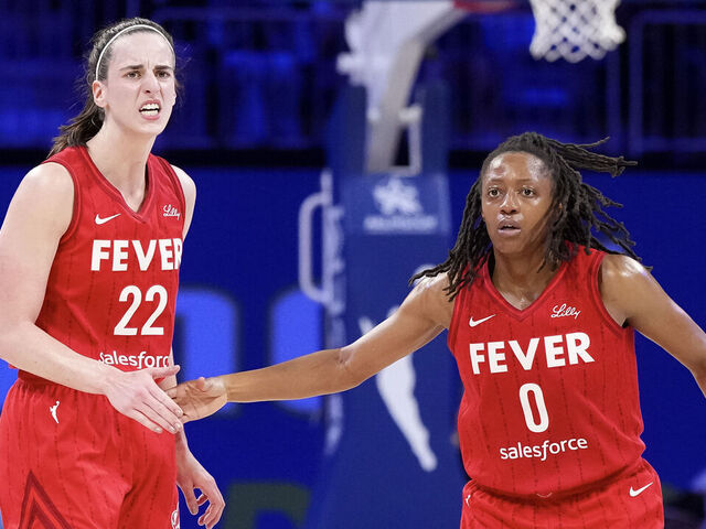 Mitchell playing major role in Fever's playoff push | theScore.com