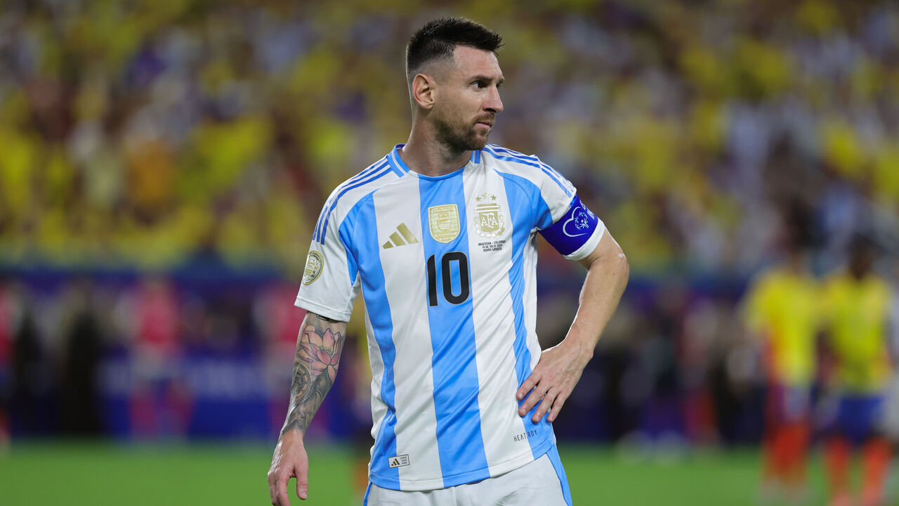 MIAMI, FL - JULY 14: Lionel Messi #10 of Argentina during the Copa America 2024 Final game between Colombia and Argentina at Hard Rock Stadium on July 14, 2024 in Miami, Florida.
