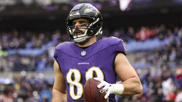 BALTIMORE, MD - JANUARY 28: Mark Andrews #89 of the Baltimore Ravens warms up prior to the AFC Championship NFL football game against the Kansas City Chiefs at M&T Bank Stadium on January 28, 2024 in Baltimore, Maryland.