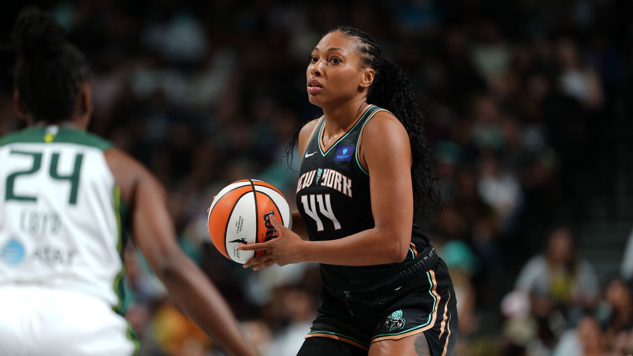BROOKLYN, NY - SEPTEMBER 5: Betnijah Laney-Hamilton #44 of the New York Liberty handles the ball during the game against the Seattle Storm on September 5, 2024 at Barclays Center in Brooklyn, New York. Mandatory Copyright Notice: Copyright 2024 NBAE
