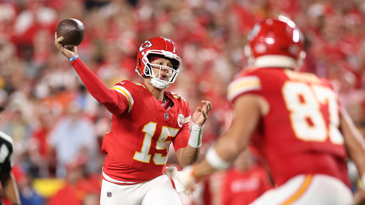 KANSAS CITY, MISSOURI - SEPTEMBER 05: Quarterback Patrick Mahomes #15 of the Kansas City Chiefs throws a pass against the Baltimore Ravens during the second quarter at GEHA Field at Arrowhead Stadium on September 05, 2024 in Kansas City, Missouri.