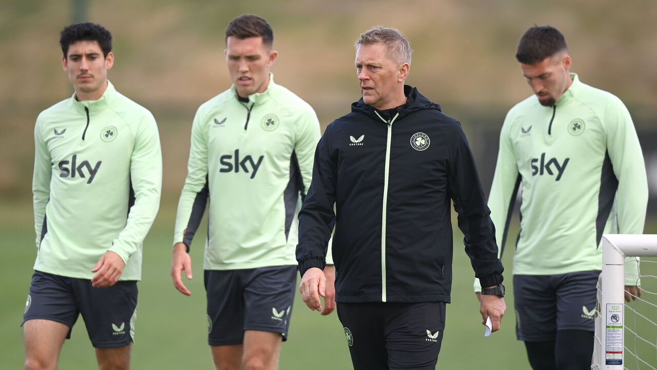 Dublin , Ireland - 4 September 2024; Head coach Heimir Hallgrimsson with players, from left, Callum O'Dowda, Dara O'Shea and Matt Doherty during a Republic of Ireland training session at the FAI National Training Centre in Abbotstown, Dublin.