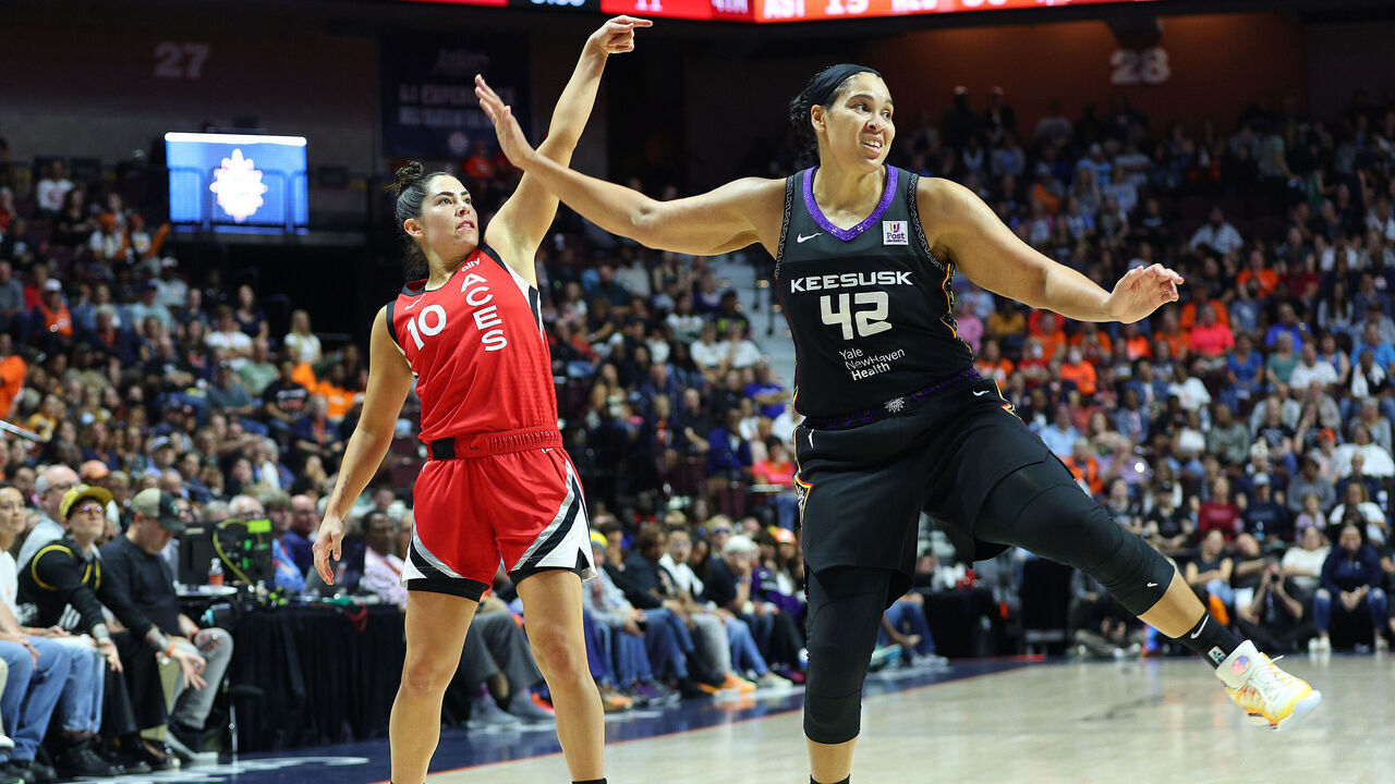 UNCASVILLE, CT - SEPTEMBER 06: Las Vegas Aces guard Kelsey Plum (10) poses aster taking a three point shot during a WNBA game between Las Vegas Aces and Connecticut Sun on September 6, 2024, at Mohegan Sun Arena in Uncasville, CT.