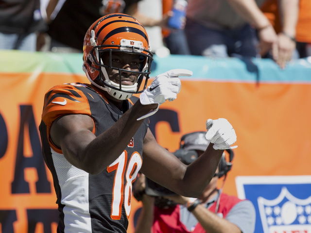 VIDEO: A.J. Green makes highlight-reel catches on consecutive plays