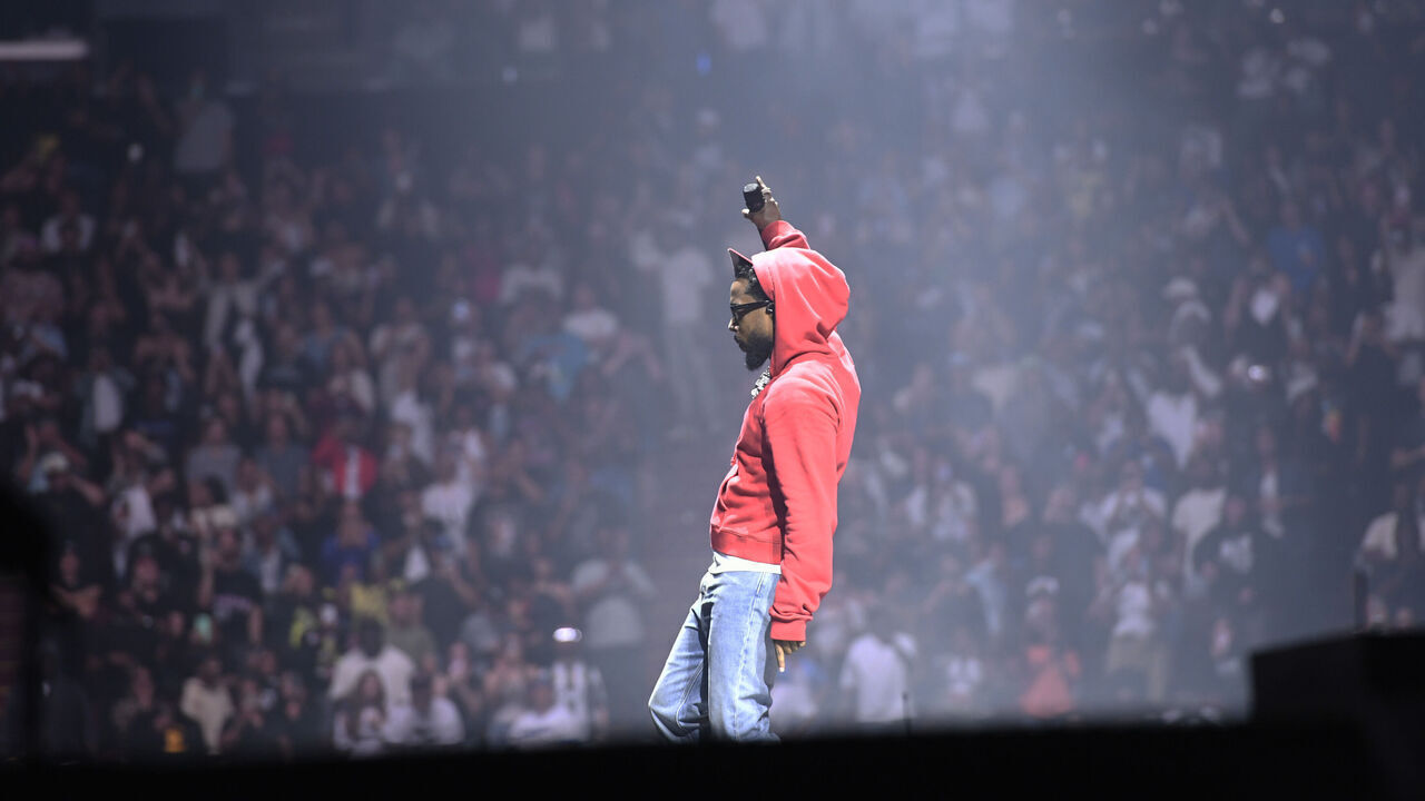 INGLEWOOD, CALIFORNIA - JUNE 19: Kendrick Lamar performs onstage during The Pop Out – Ken & Friends Presented by pgLang and Free Lunch at The Kia Forum on June 19, 2024 in Inglewood, California.
