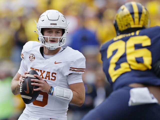 ANN ARBOR, MI - SEPTEMBER 07: Texas Longhorns quarterback Quinn Ewers (3) looks to pass the ball during a college football game against the Michigan Wolverines on September 07, 2024 at Michigan Stadium in Ann Arbor, Michigan.