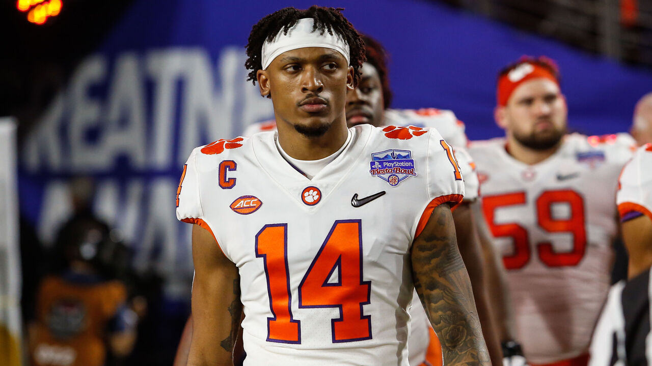 GLENDALE, AZ - DECEMBER 28: Clemson Tigers wide receiver Diondre Overton (14) walks onto the field before the Fiesta Bowl college football playoff semi final game between the Clemson Tigers and the Ohio State Buckeyes on December 28, 2019 at State Farm Stadium in Glendale, Arizona.
