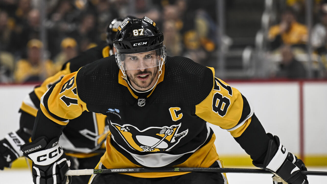 PITTSBURGH, PA - APRIL 15: Pittsburgh Penguins center Sidney Crosby (87) waits for a faceoff during the first period in the NHL game between the Pittsburgh Penguins and the Nashville Predators on April 15, 2024, at PPG Paints Arena in Pittsburgh, PA.