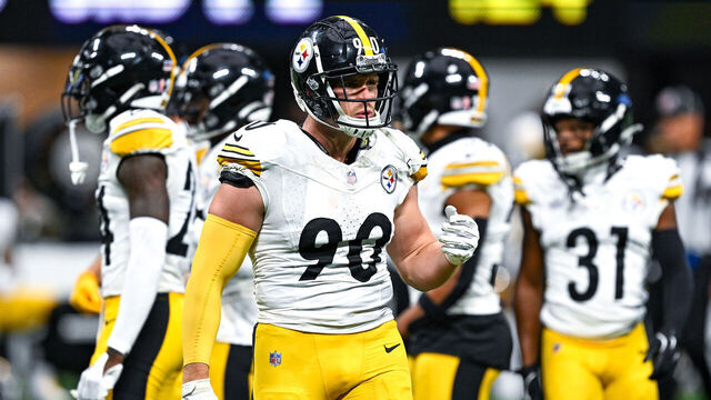 ATLANTA, GA SEPTEMBER 08: Pittsburgh linebacker T.J. Watt (90) reacts during the NFL game between the Pittsburgh Steelers and the Atlanta Falcons on September 8th, 2024 at Mercedes-Benz Stadium in Atlanta, GA.