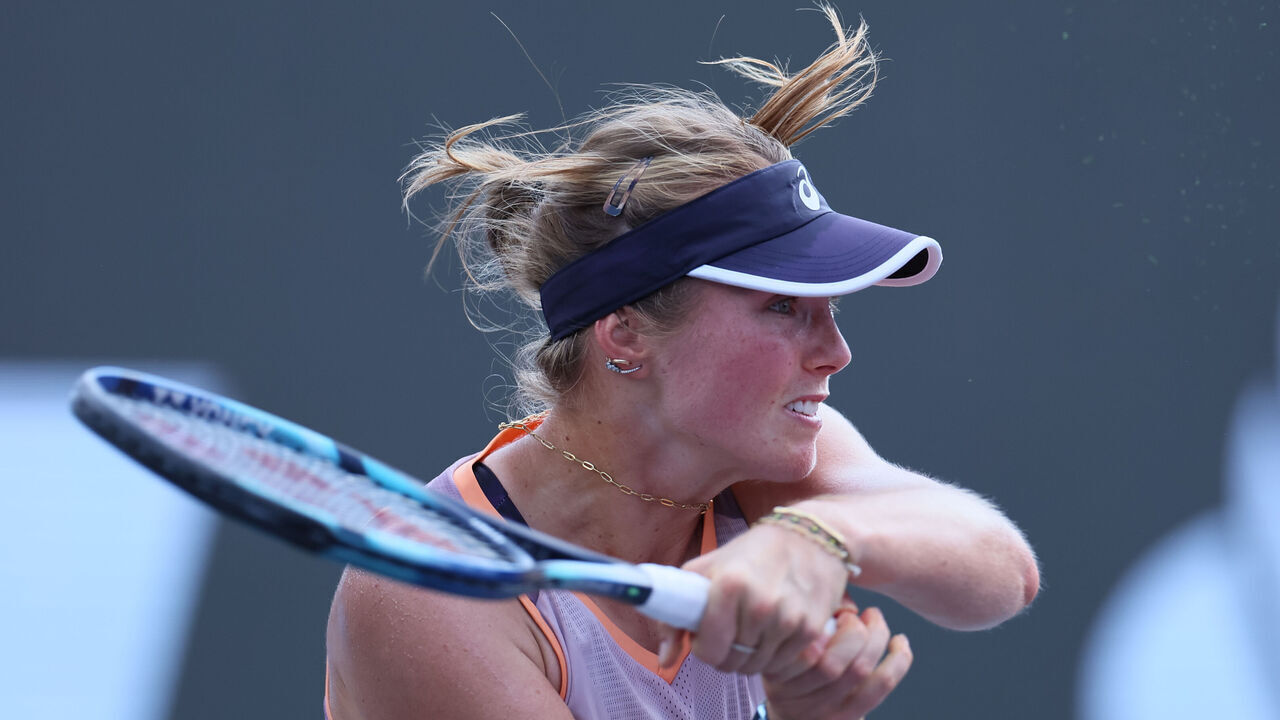 GUADALAJARA, MEXICO - SEPTEMBER 09: Olivia Gadecki of Australia hits a backhand as part of the Hologic WTA Tour at Panamerican Tennis Center on September 9, 2024 in Guadalajara, Mexico.