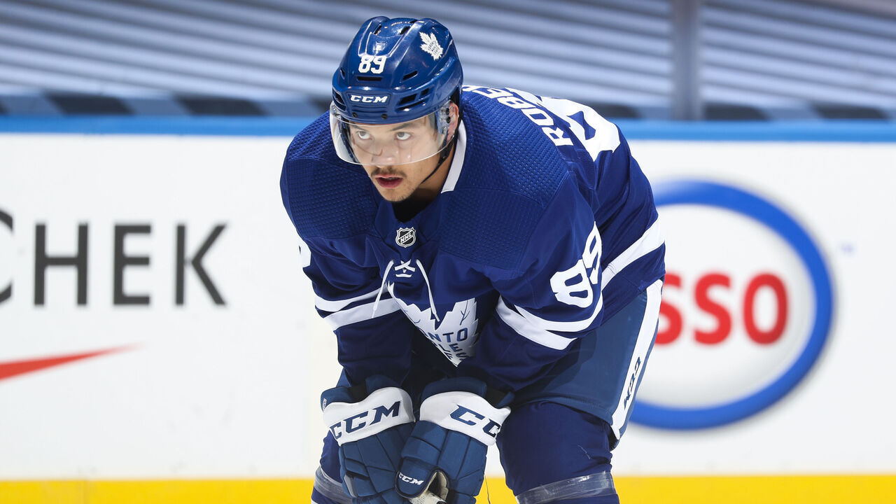 TORONTO, ONTARIO - AUGUST 02: Nick Robertson #89 of the Toronto Maple Leafs warms up before facing the Columbus Blue Jackets in Game One of the Eastern Conference Qualification Round at Scotiabank Arena on August 02, 2020 in Toronto, Ontario.