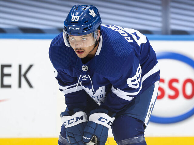 TORONTO, ONTARIO - AUGUST 02: Nick Robertson #89 of the Toronto Maple Leafs warms up before facing the Columbus Blue Jackets in Game One of the Eastern Conference Qualification Round at Scotiabank Arena on August 02, 2020 in Toronto, Ontario.