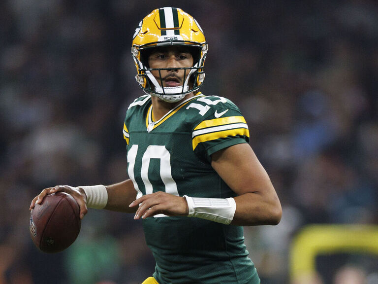 Packers' Love practices as recovery from knee injury continues