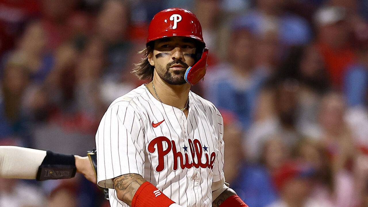 PHILADELPHIA, PENNSYLVANIA - SEPTEMBER 10: Nick Castellanos #8 of the Philadelphia Phillies reacts following an at bat during the seventh inning against the Tampa Bay Rays at Citizens Bank Park on September 10, 2024 in Philadelphia, Pennsylvania.
