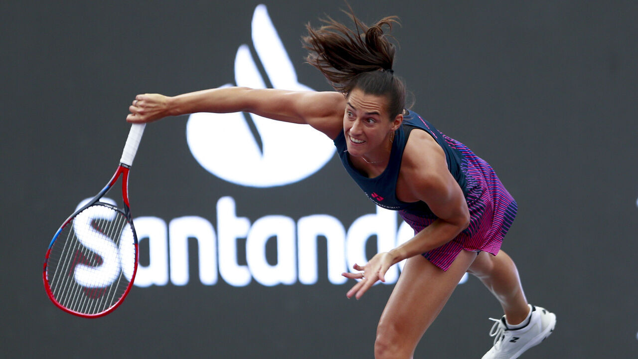 GUADALAJARA, MEXICO - SEPTEMBER 12: Caroline Garcia of France serves against Ena Shibahara of Japan during the WTA 500 Guadalajara Open Akron singles round of 16 match as part of the Hologic WTA Tour at Panamerican Tennis Center on September 12, 2024 in Guadalajara, Mexico.