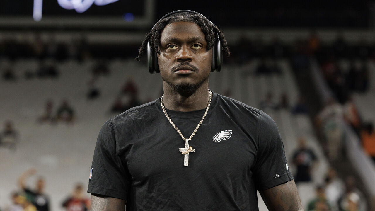 SÃO PAULO, BRAZIL - SEPTEMBER 6: Wide receiver A.J. Brown #11 of the Philadelphia Eagles warms up prior to an NFL football game against the Green Bay Packers, at Arena Corinthians on September 6, 2024 in Sao Paulo, Brazil.