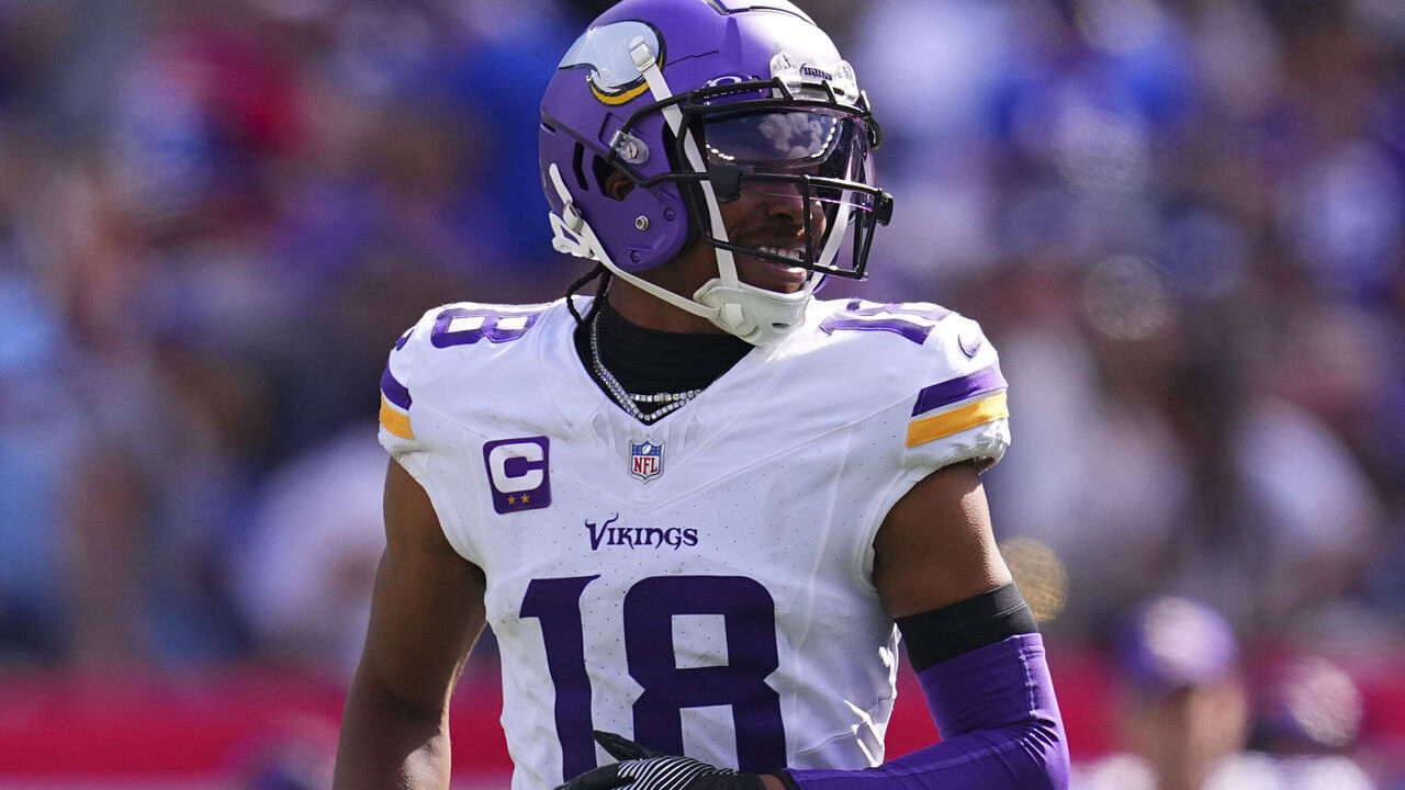 EAST RUTHERFORD, NEW JERSEY - SEPTEMBER 8: Justin Jefferson #18 of the Minnesota Vikings looks on against the New York Giants at MetLife Stadium on September 8, 2024 in East Rutherford, New Jersey.